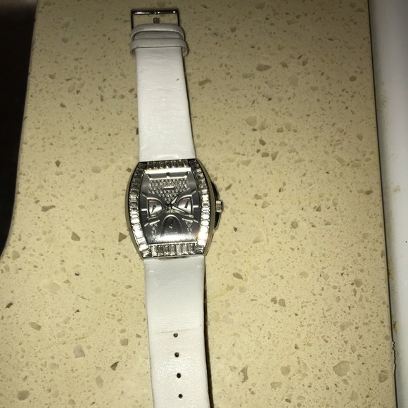 Guess Swarovski White Leather Strap Ladies Watch - Picture 5 of 8